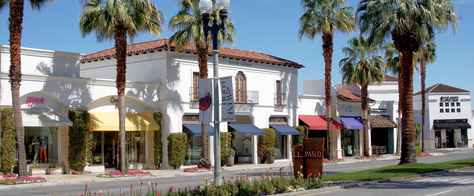 Twilight at El Paseo, El Paseo Gardens Palm Desert, Califor…