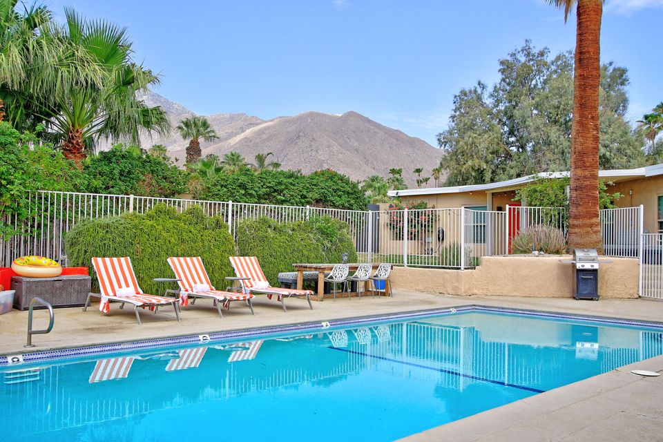  Palm Springs CA Multi-Family Home For Sale 